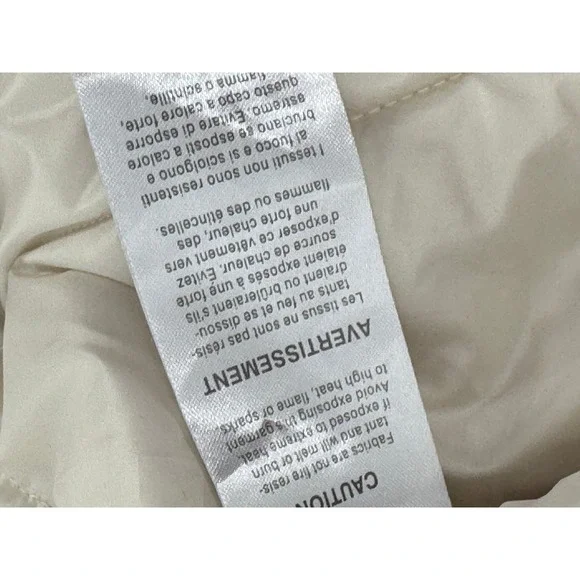 Columbia PFG Quilted Vest Womens Large Full Zip Sleeveless Top Off White  Purple - Picture 11 of 16